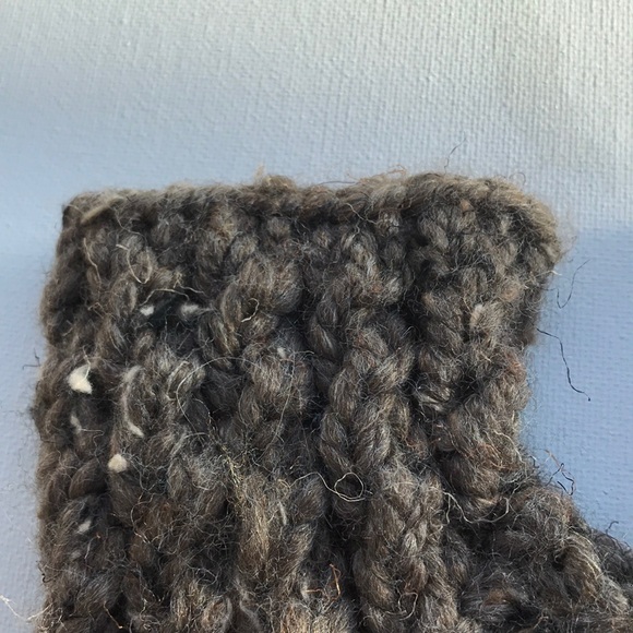 Brown Fingerless Gloves by Capture Z - Picture 3 of 5